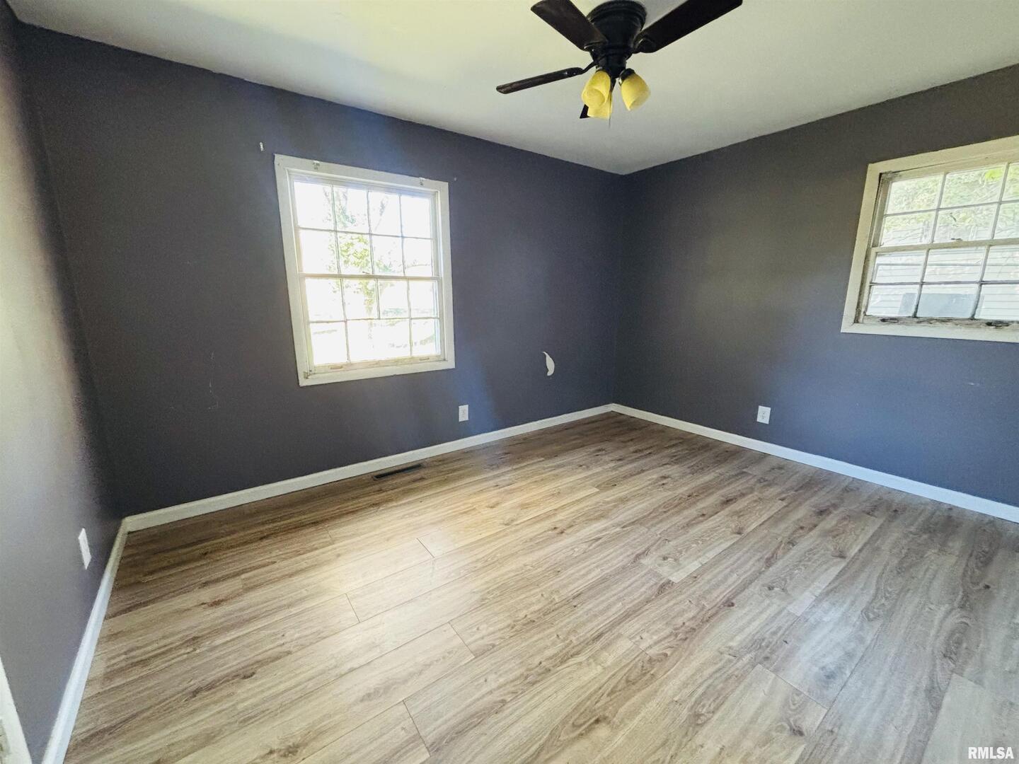 111 North Tower Road Carbondale, IL 62901 - Photo 4 of 9