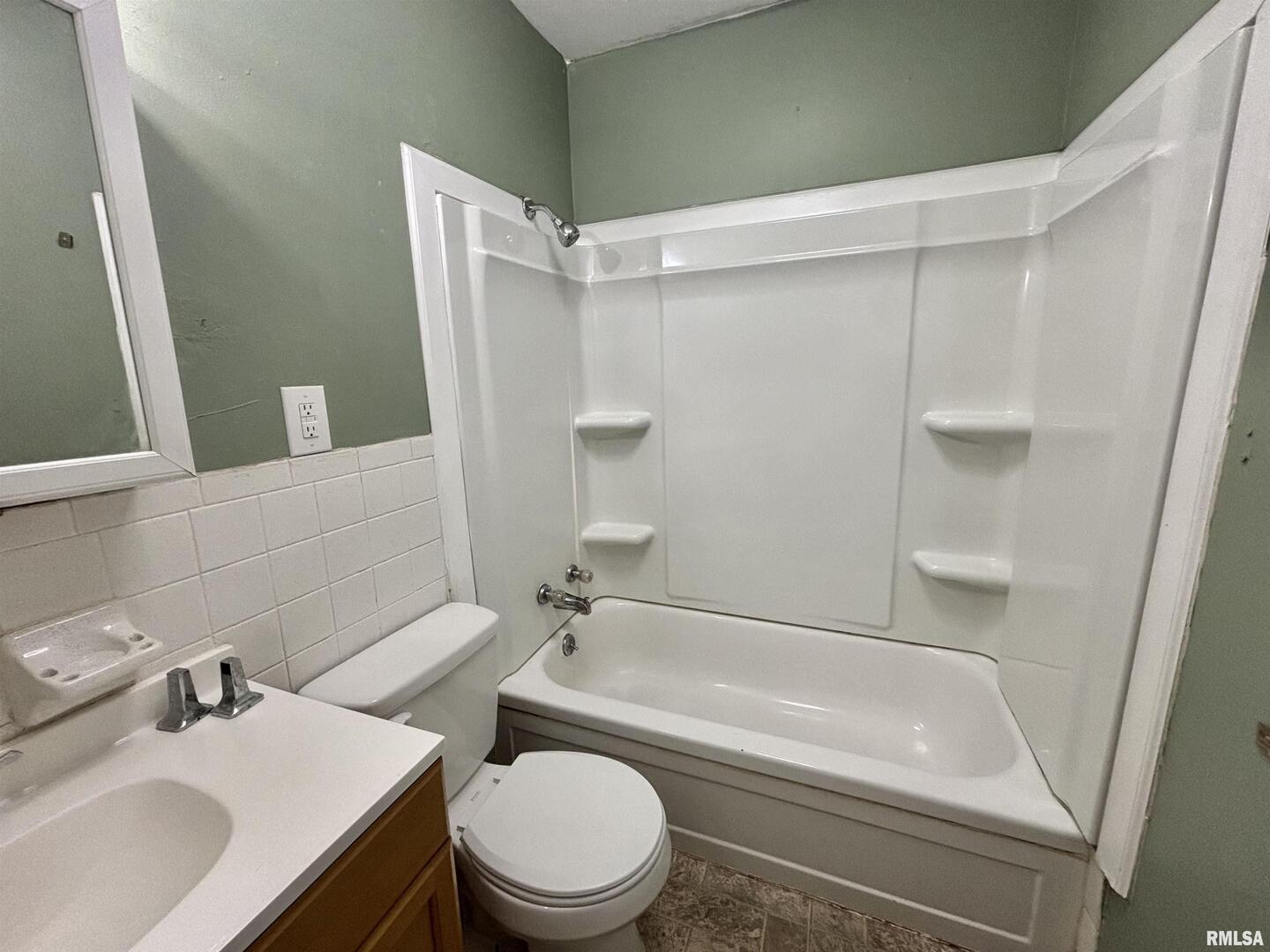 111 North Tower Road Carbondale, IL 62901 - Photo 8 of 9