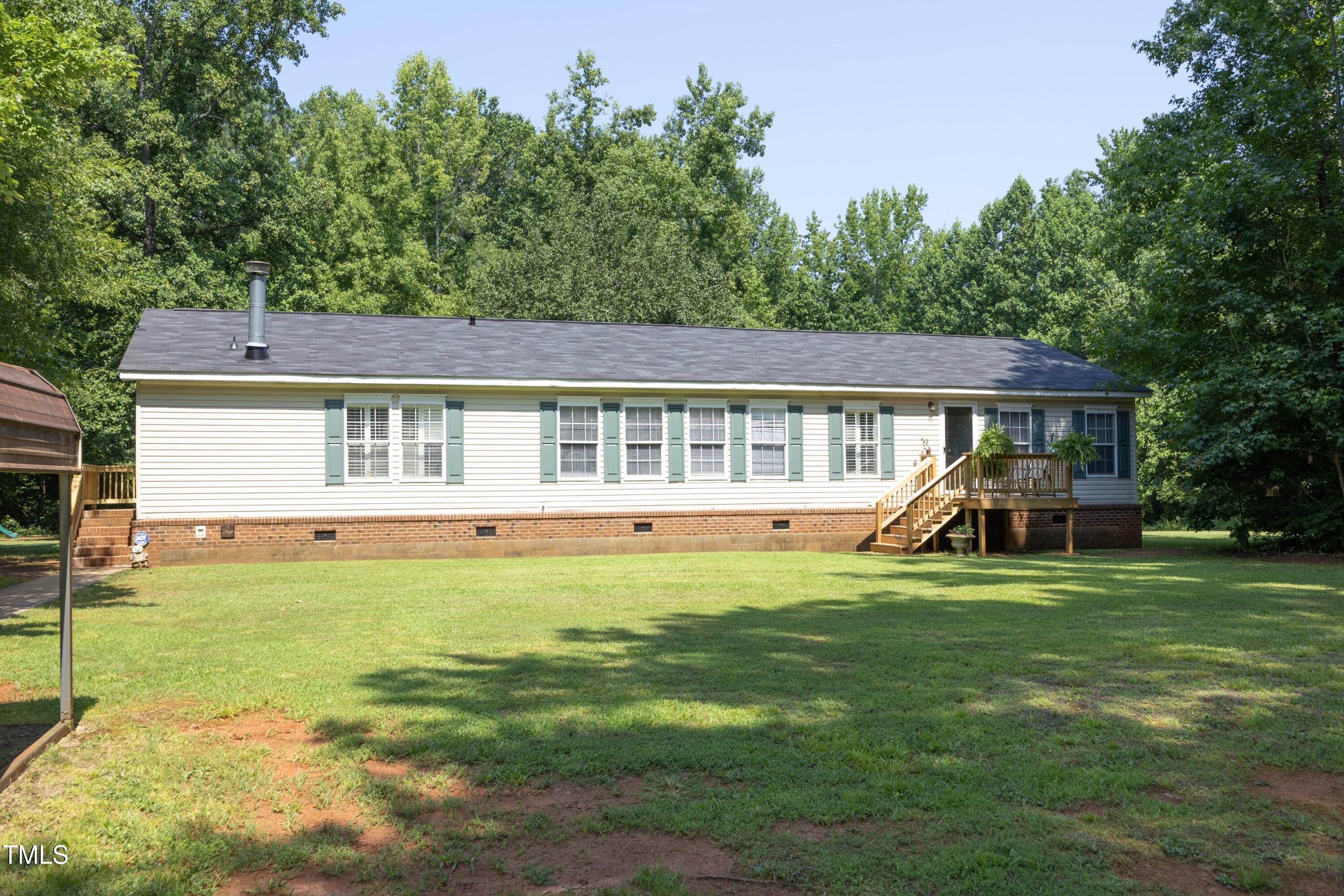 205 N Raleigh Farms Rd - front of home