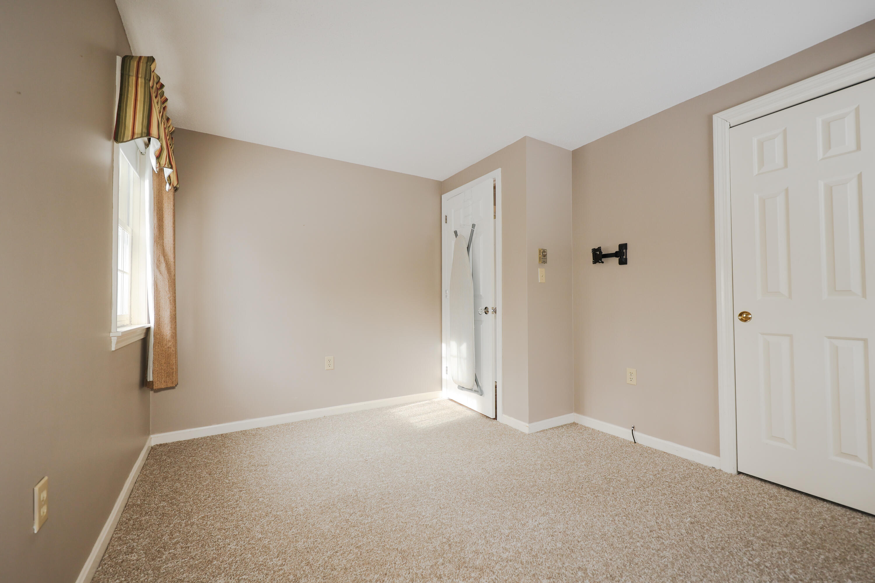 194 Flintlock Village Road, Unit 4 Wells, ME 04090 - Photo 38 of 42 1st Floor Bedroom 2