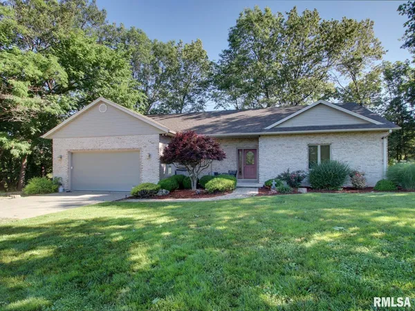 $424,900 | 5425 South 24th Street, Quincy, IL 62305
