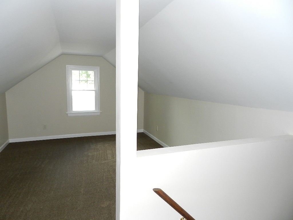 800 Grayson Drive Springfield, MA 01119 - Photo 9 of 18