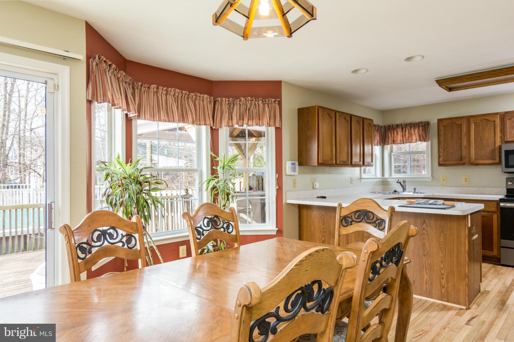 816 Rielly Road Deale, MD 20751 - Photo 5 of 30 Dining Room