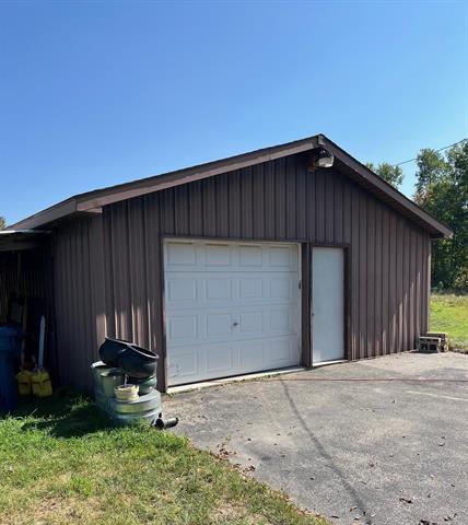 1965 River Road Beaverton, MI 48612 - Photo 18 of 21 50188437-419d62f7-2820-48a4-bb0a-48f6f6b