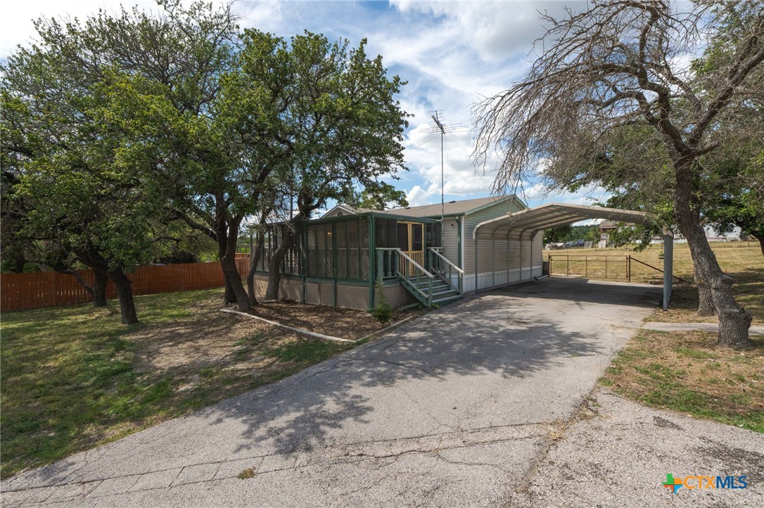 1506 Quail Point Drive Kempner, TX 76539 - Photo 2 of 32