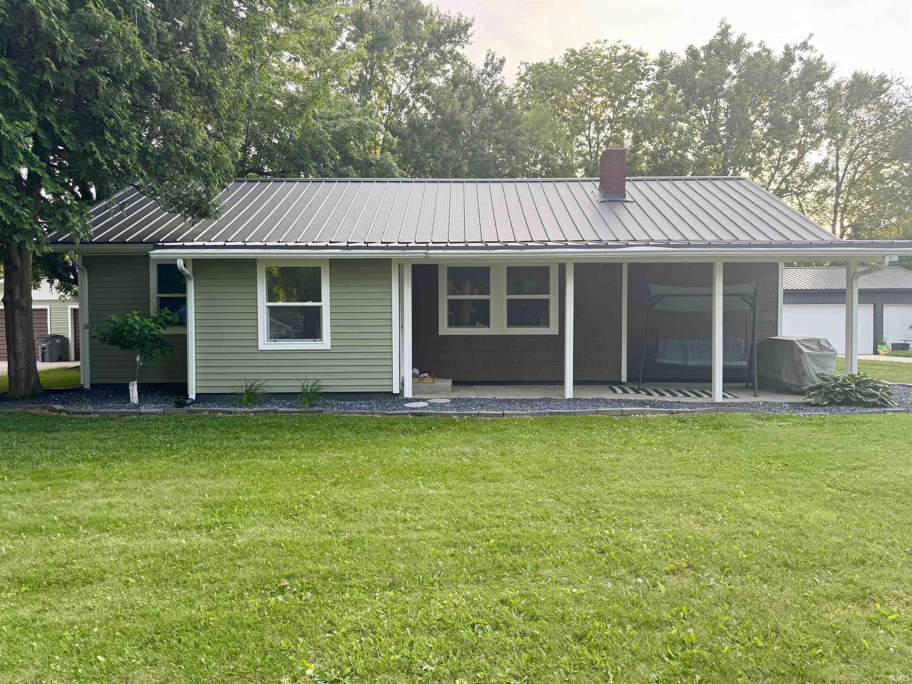 205 South Washington Street Wakarusa, IN 46573 - Photo 1 of 29