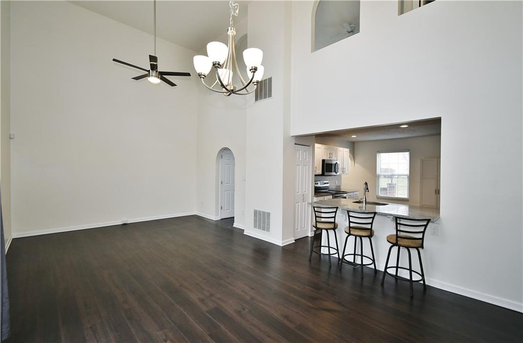 1136 Old Farm Road Lawrence, PA 15055 - Photo 4 of 28 Gallery Image 4