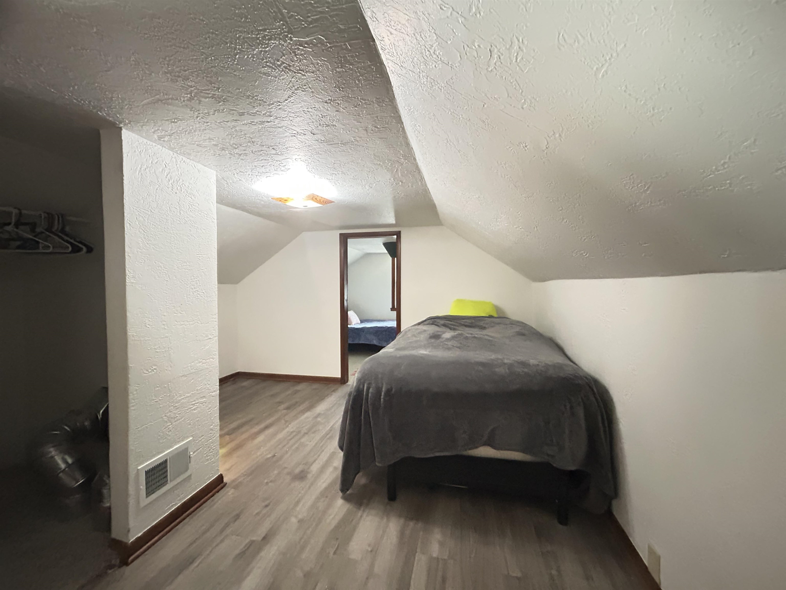 401 Gardner's Row Appleton, WI 54915 - Photo 13 of 19