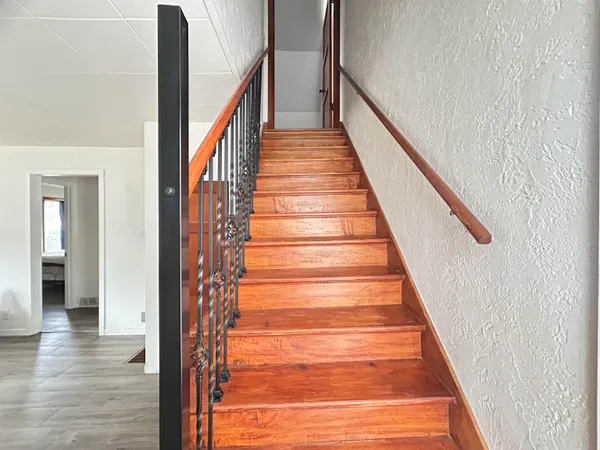 $250,000 | 401 Gardner's Row, Appleton, WI 54915