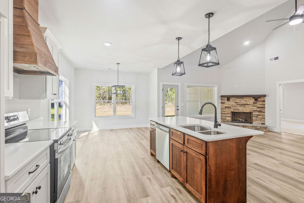 1685 Sewell Road Grantville, GA 30220 - Photo 10 of 26