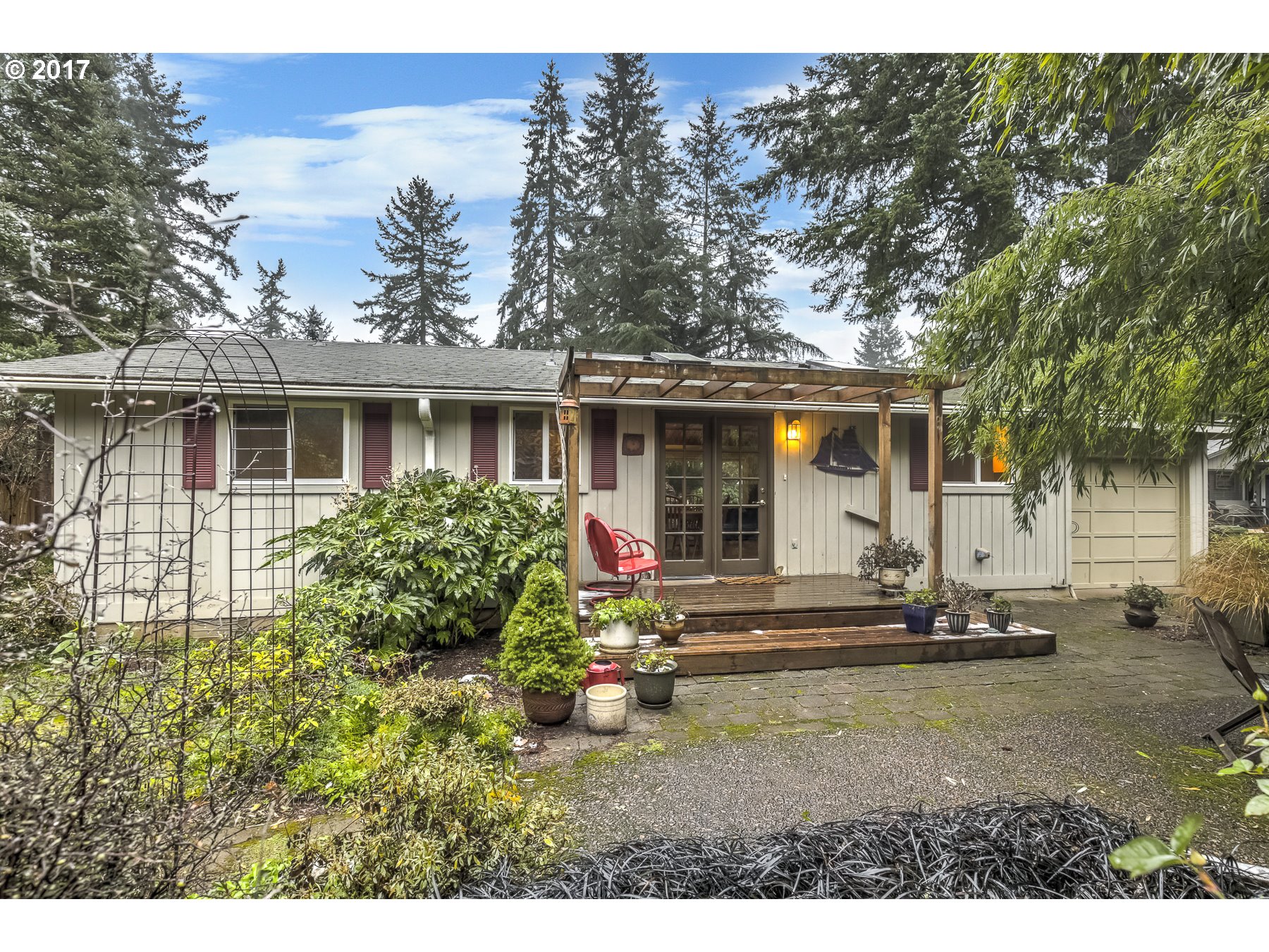 19136 Pilkington Road Lake Oswego, OR 97035 - Photo 1 of 28 Gallery Image 1