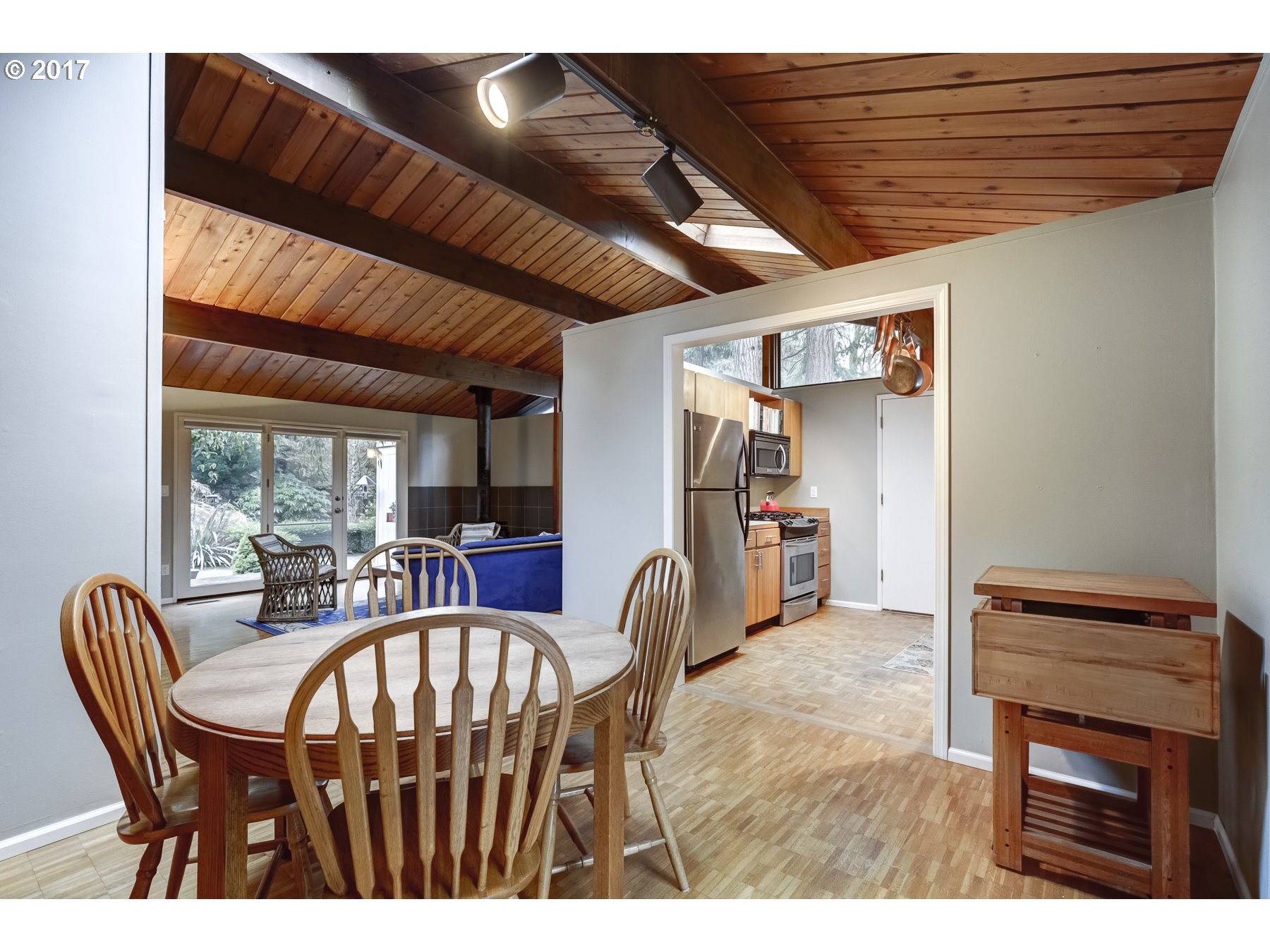19136 Pilkington Road Lake Oswego, OR 97035 - Photo 20 of 28 Gallery Image 20