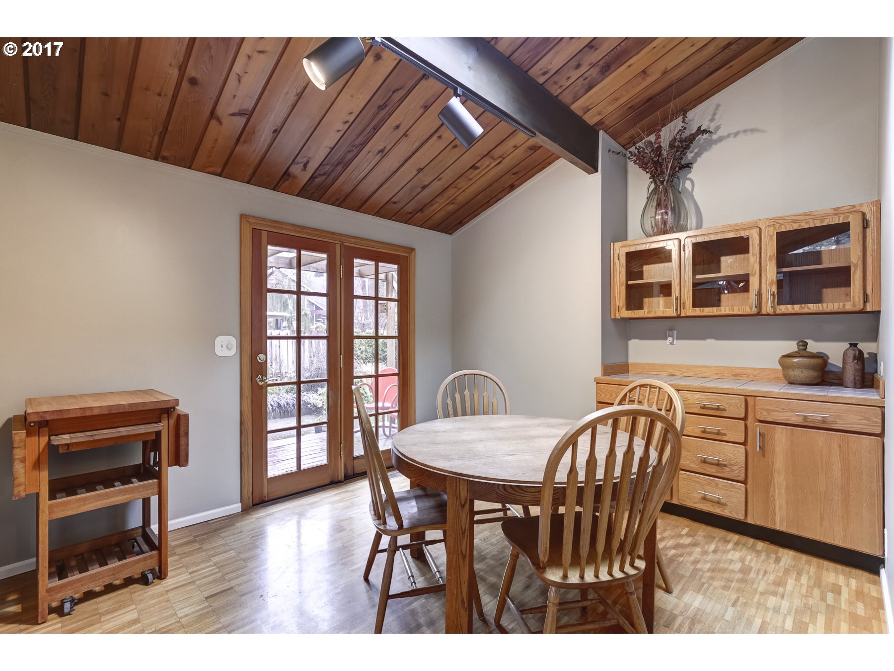 19136 Pilkington Road Lake Oswego, OR 97035 - Photo 2 of 28 Gallery Image 2
