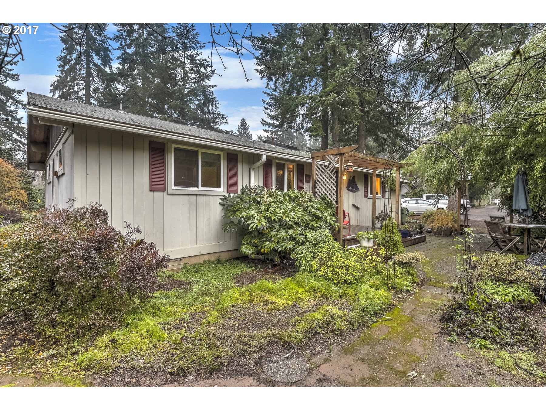19136 Pilkington Road Lake Oswego, OR 97035 - Photo 27 of 28 Gallery Image 27