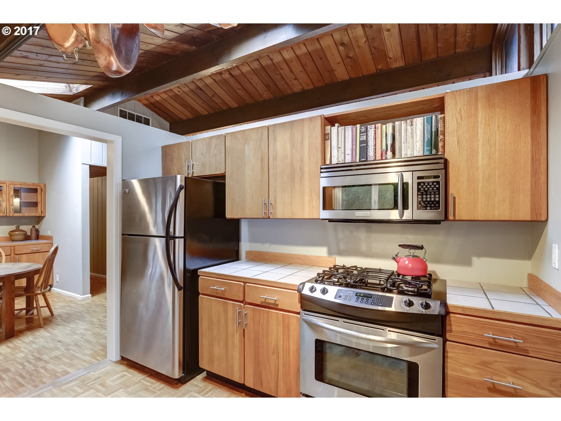 19136 Pilkington Road Lake Oswego, OR 97035 - Photo 6 of 28 Gallery Image 6