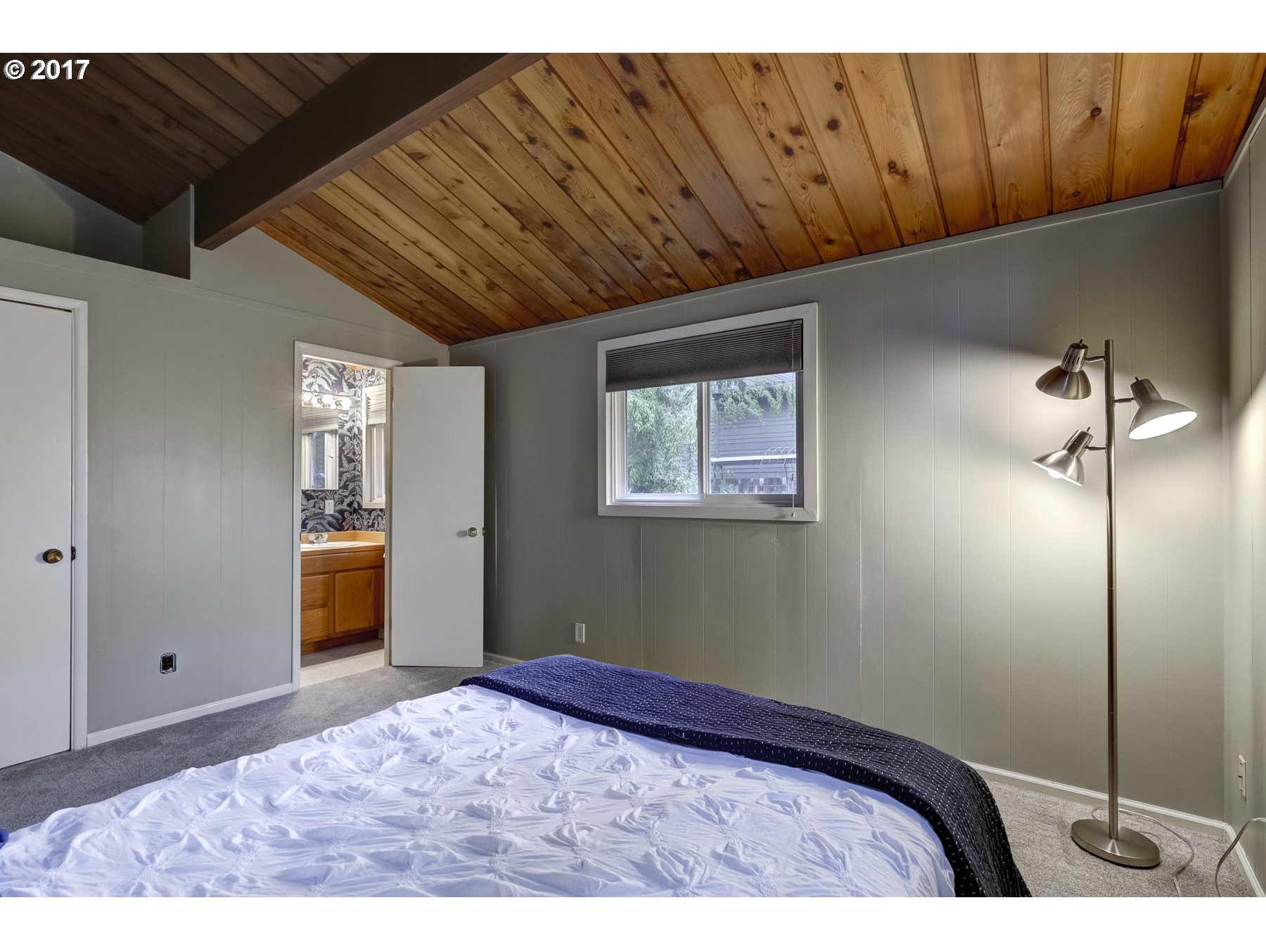 19136 Pilkington Road Lake Oswego, OR 97035 - Photo 10 of 28 Gallery Image 10