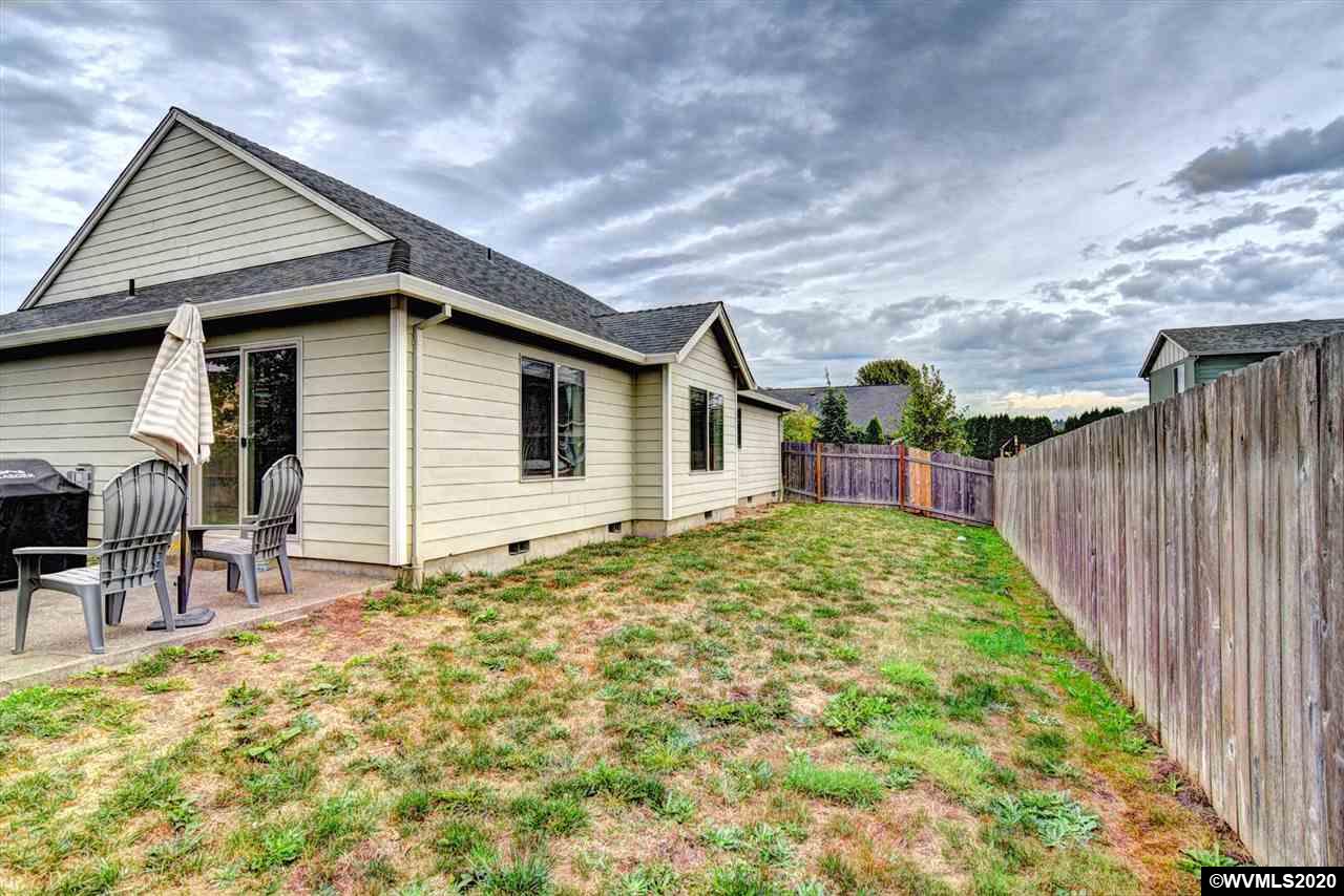 122 10th Street Jefferson, OR 97352 - Photo 31 of 32