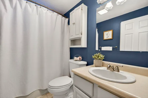 $579,900 | 218 Old Turnpike Road, Nottingham, NH 03290