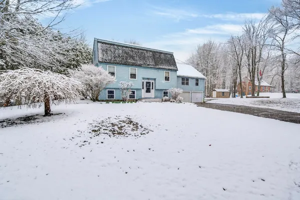$579,900 | 218 Old Turnpike Road, Nottingham, NH 03290