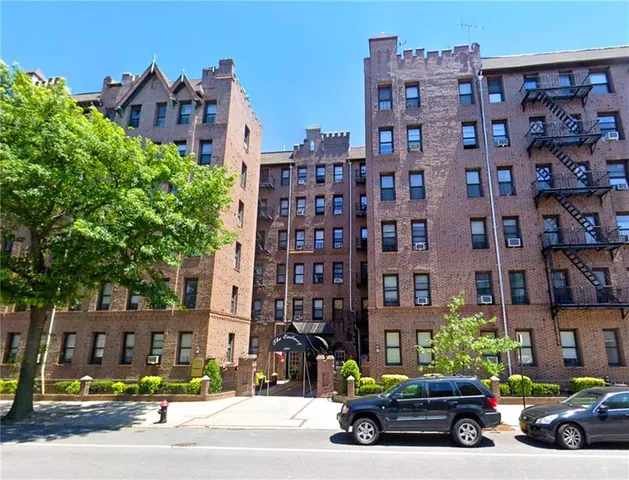 $349,000 | 7901 4th Avenue, Unit C5 | Bay Ridge