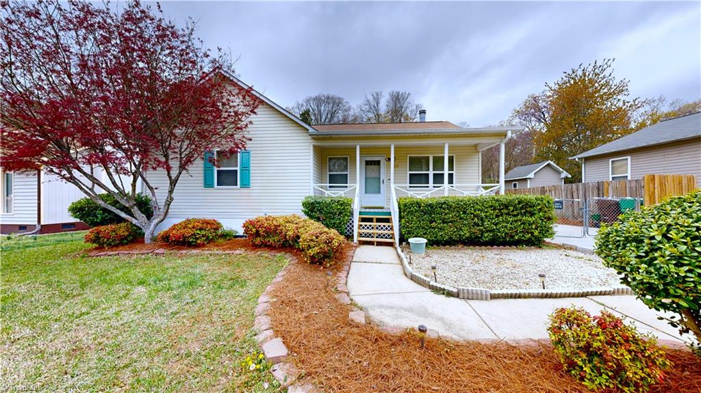 202 Jeremey Way High Point, NC 27265 - Photo 2 of 33 Gallery Image 2