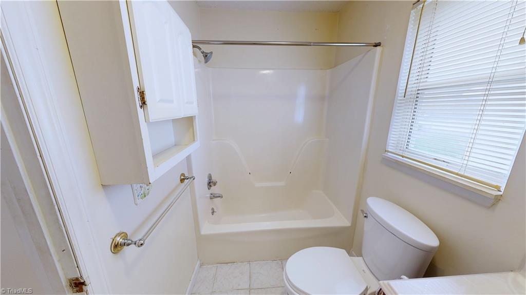 202 Jeremey Way High Point, NC 27265 - Photo 29 of 33 Gallery Image 29