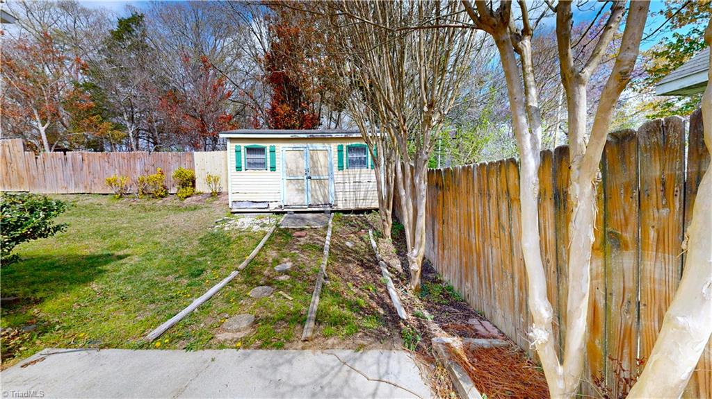202 Jeremey Way High Point, NC 27265 - Photo 31 of 33 Gallery Image 31