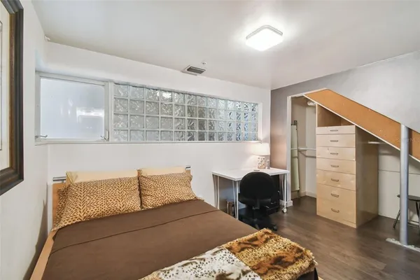 $1,029,000 | 4950 Bayshore Boulevard, Unit 22, Tampa, FL 33611