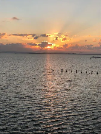 $1,029,000 | 4950 Bayshore Boulevard, Unit 22, Tampa, FL 33611