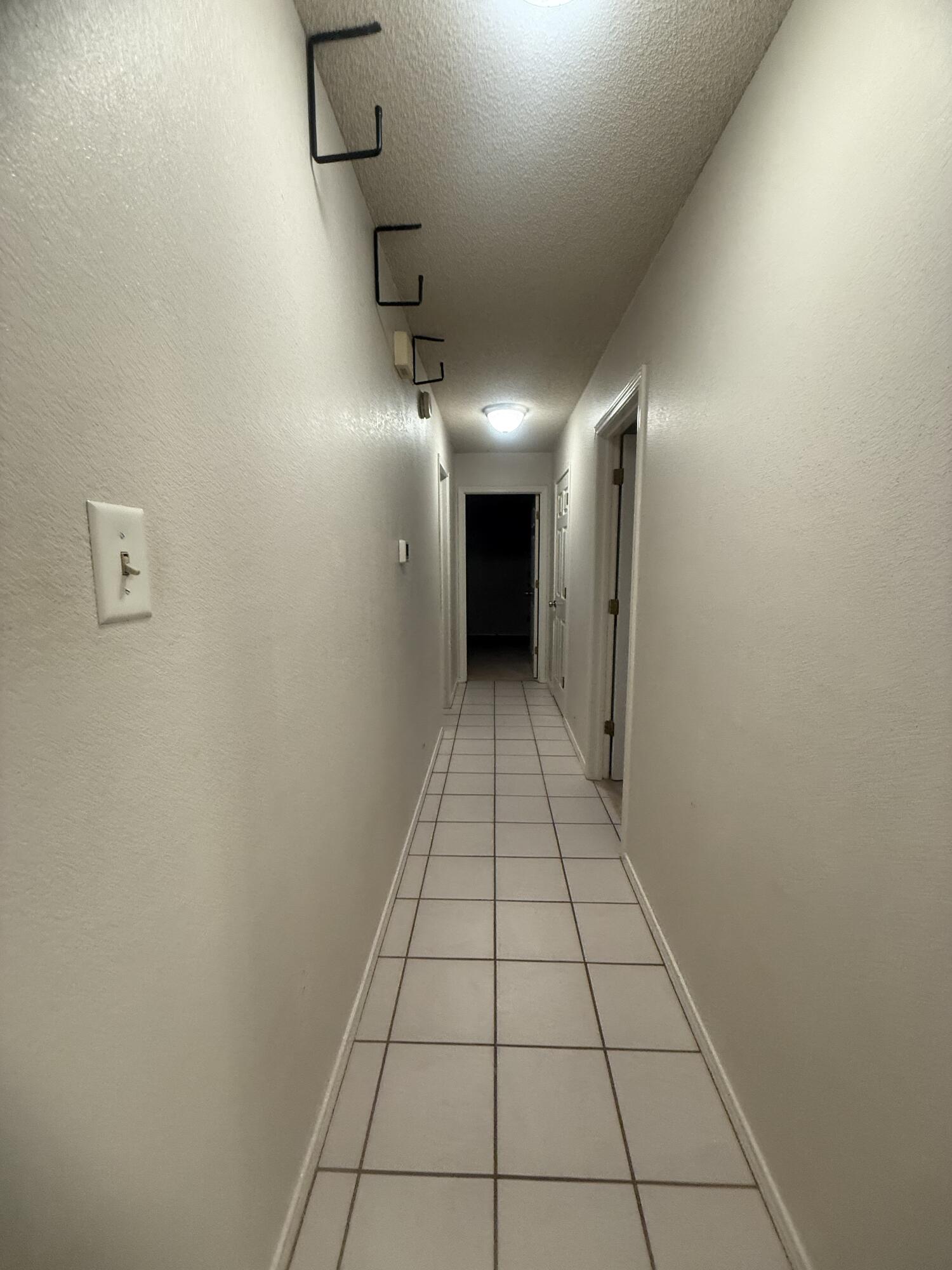 5527 94th Street Lubbock, TX 79424 - Photo 19 of 56 94th hallway