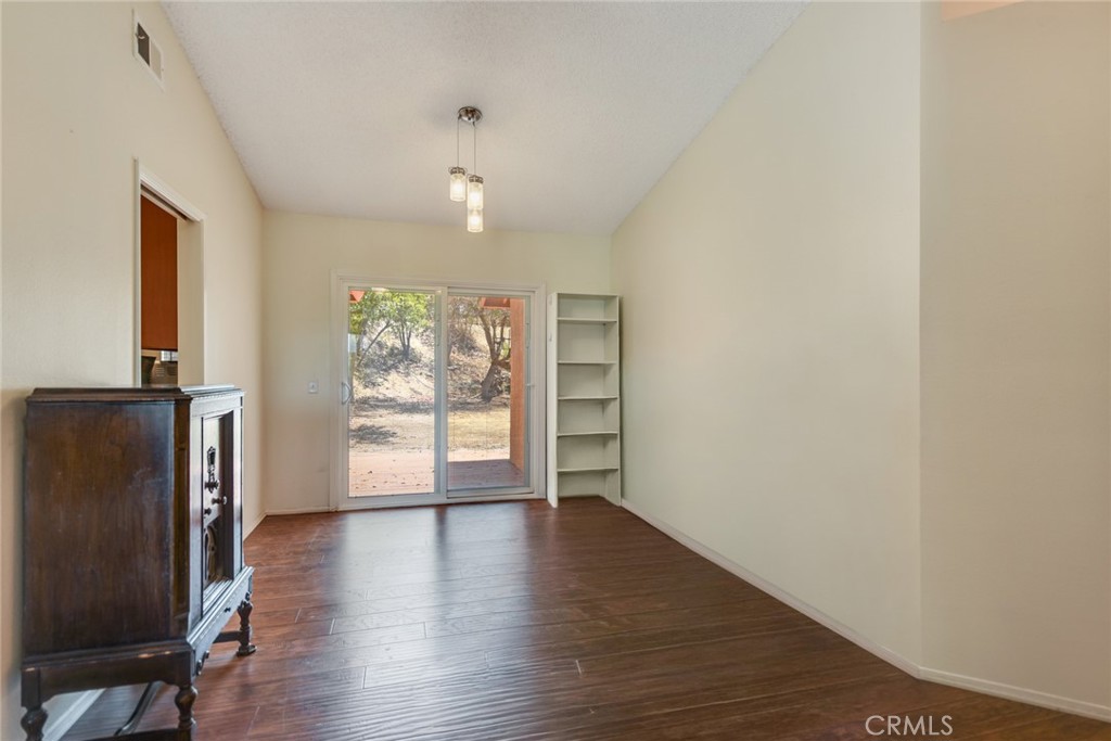 6773 Sunnyvale Drive Riverside, CA 92505 - Photo 6 of 34 Dining room with sliding door to the backyard