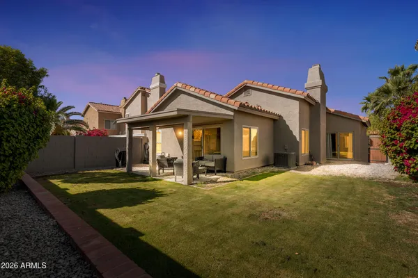 $474,900 | 14427 South 43rd Place, Phoenix, AZ 85044