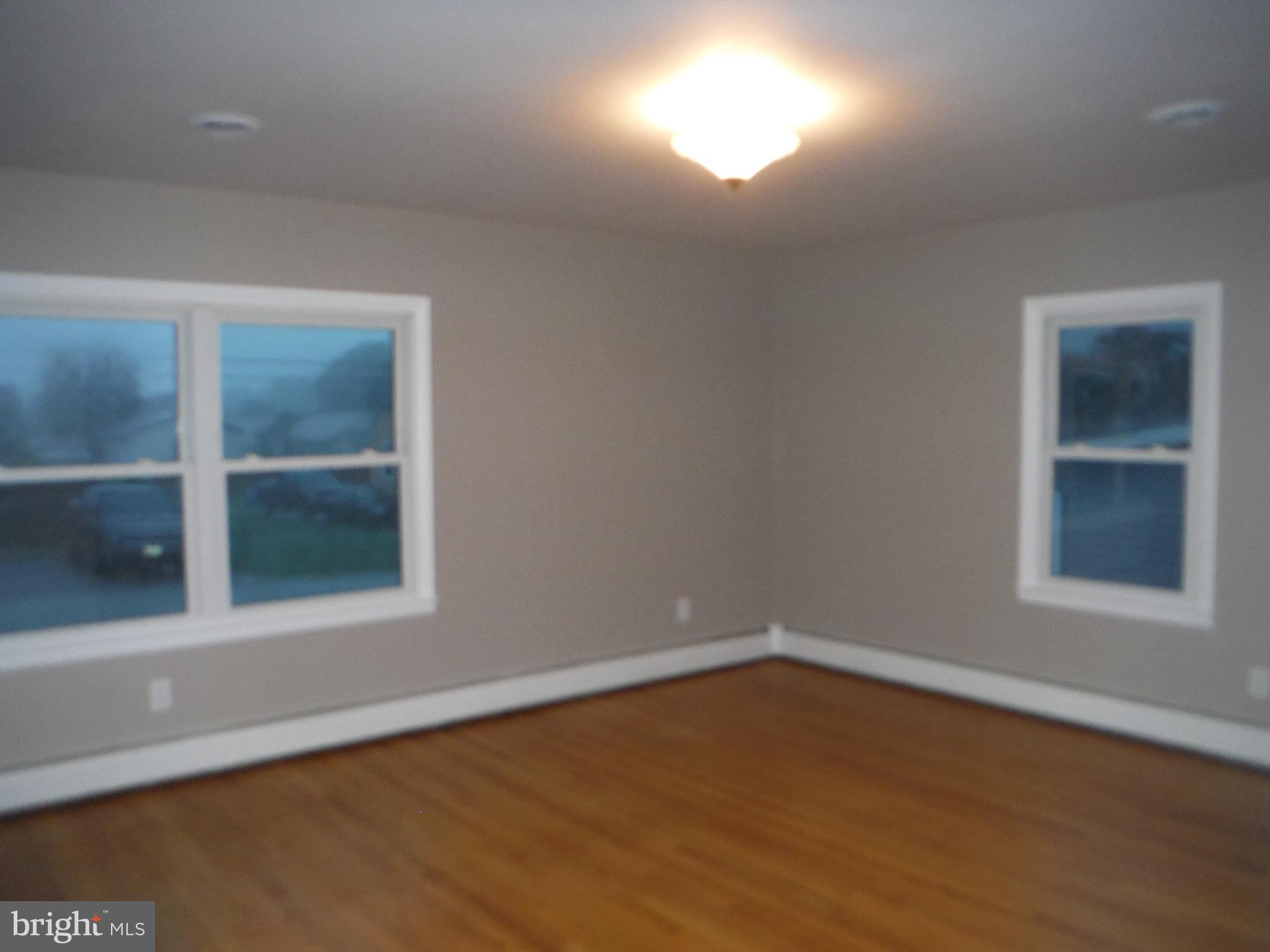 219 Arundel Road Pasadena, MD 21122 - Photo 4 of 26 Bedroom (Master)