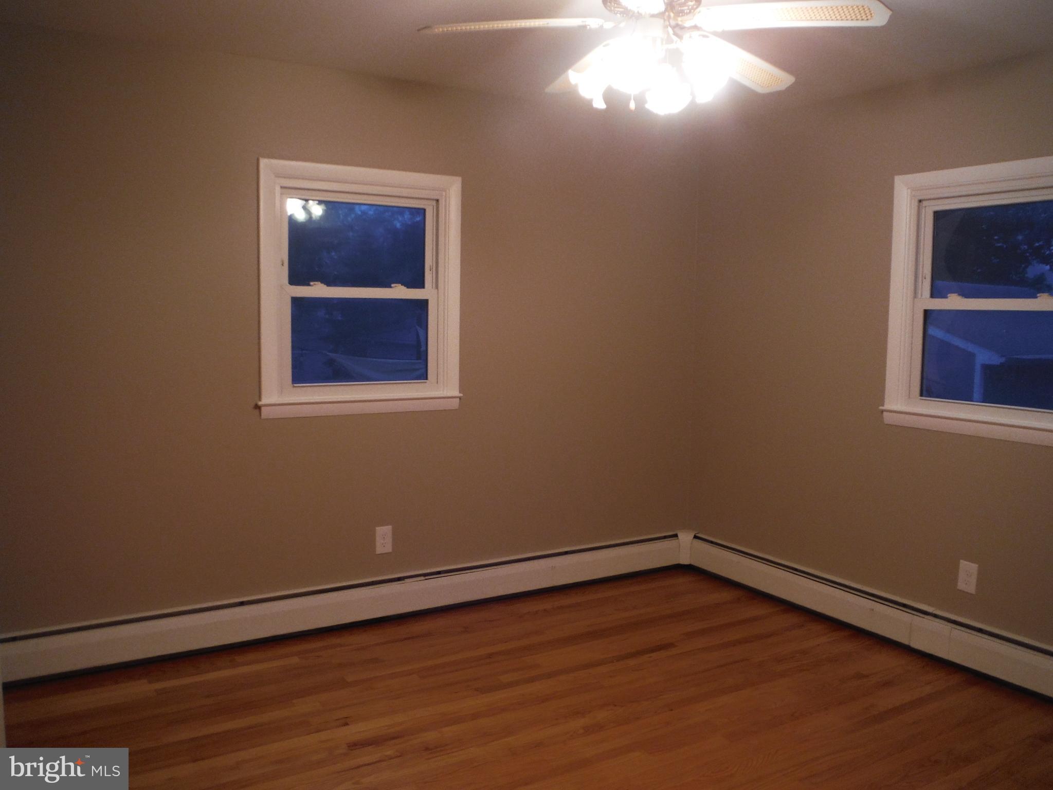 219 Arundel Road Pasadena, MD 21122 - Photo 10 of 26 Bedroom