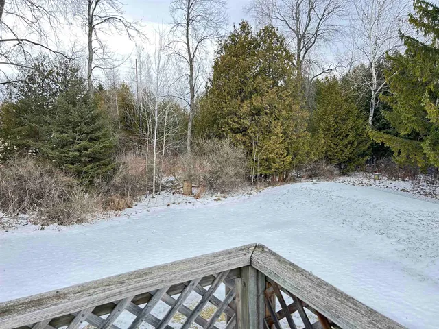 $279,900 | N8188 County Road M, Algoma, WI 54201