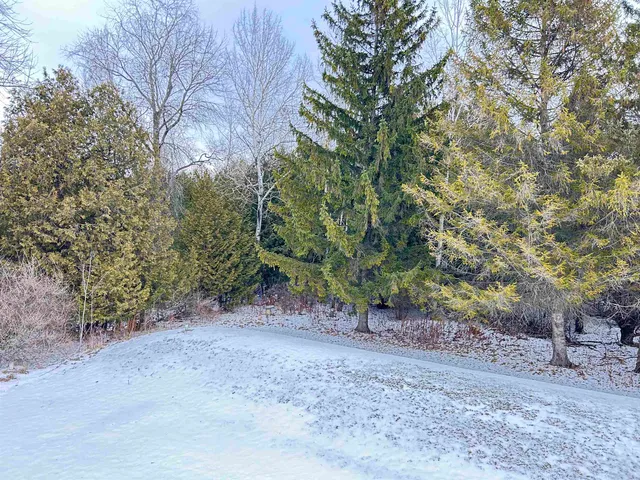 $279,900 | N8188 County Road M, Algoma, WI 54201