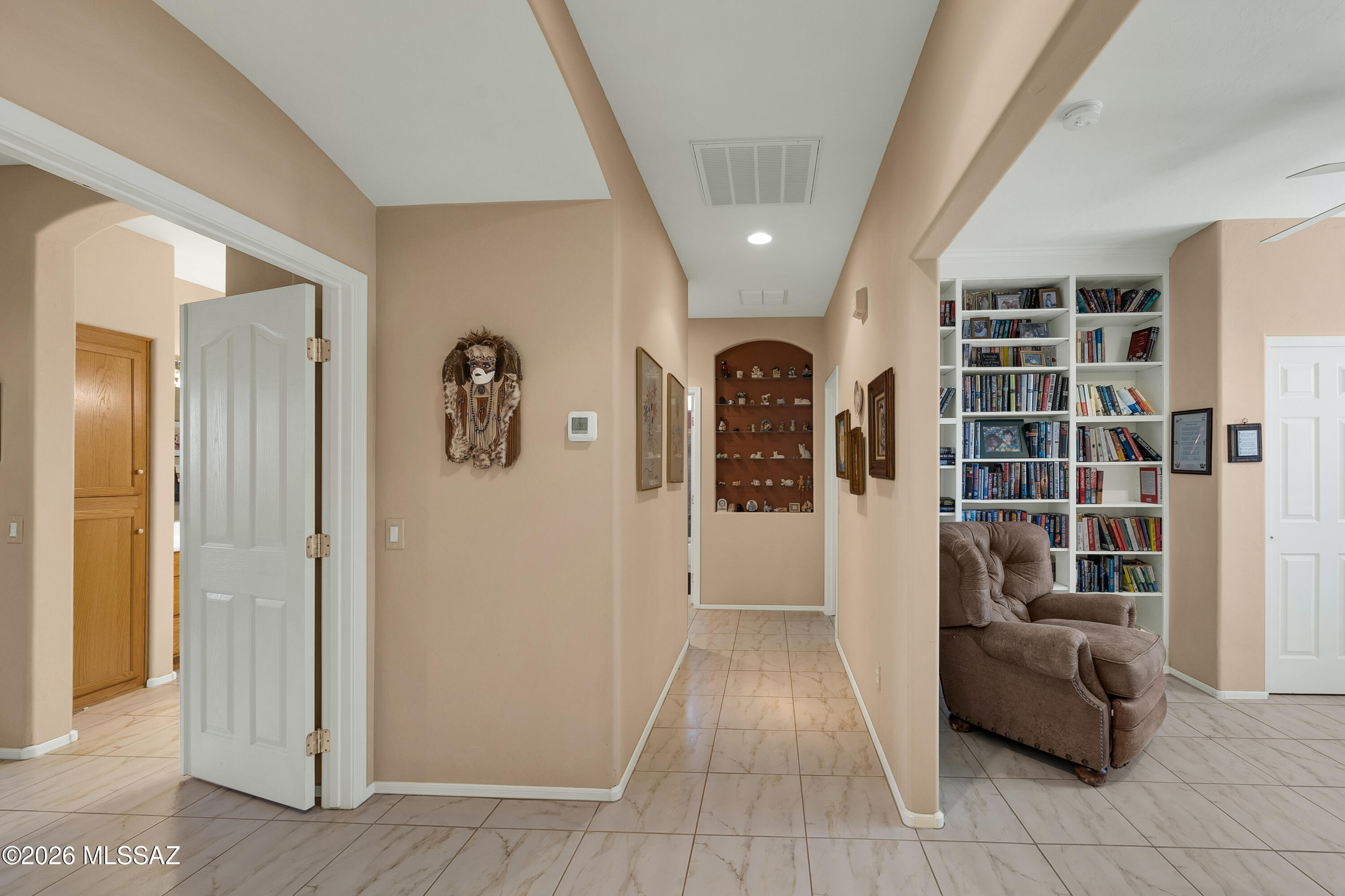 62441 East Northwood Road Tucson, AZ 85739 - Photo 24 of 37 Hall between Primary & Den