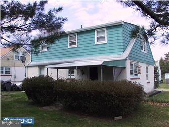 201 Rolling Road Broomall, PA 19008 - Photo 11 of 12 Exterior Back