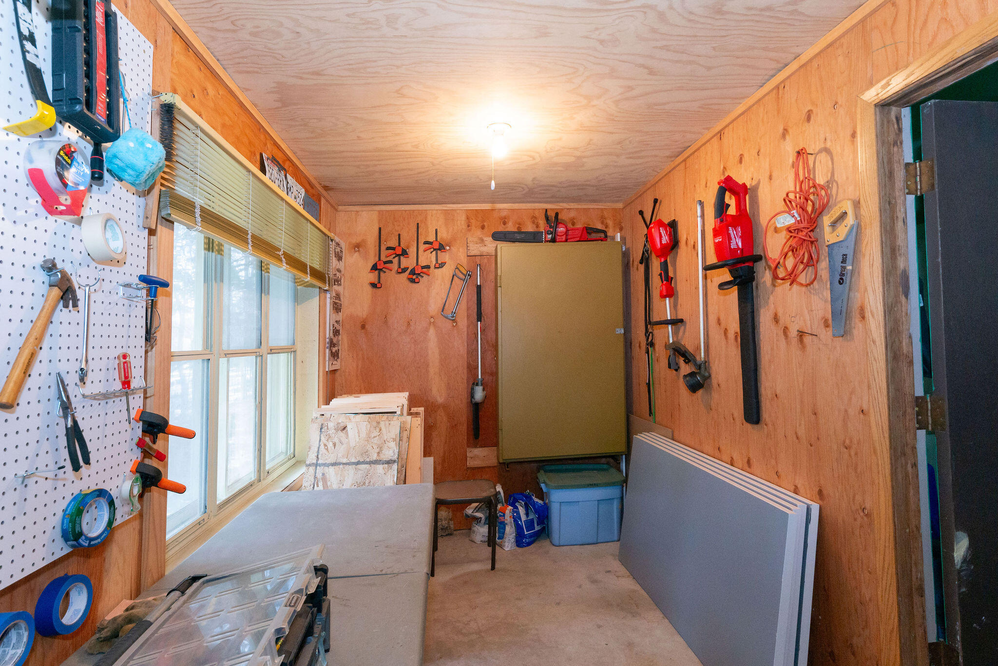 N11W31386 Fairfield Way Delafield, WI 53018 - Photo 38 of 71 Perfect little workship inside the garage