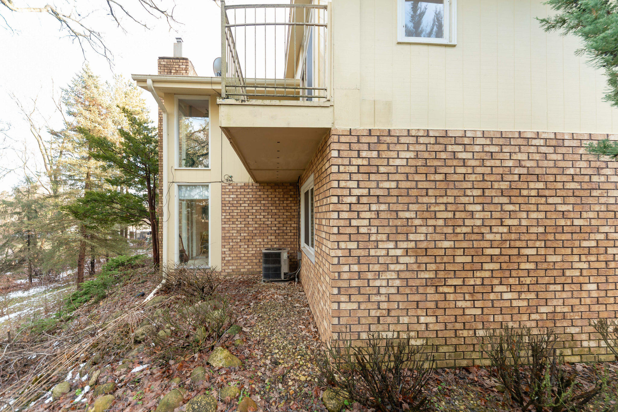 N11W31386 Fairfield Way Delafield, WI 53018 - Photo 41 of 71 Two patios - one off the primary bedroom and one off the dining area