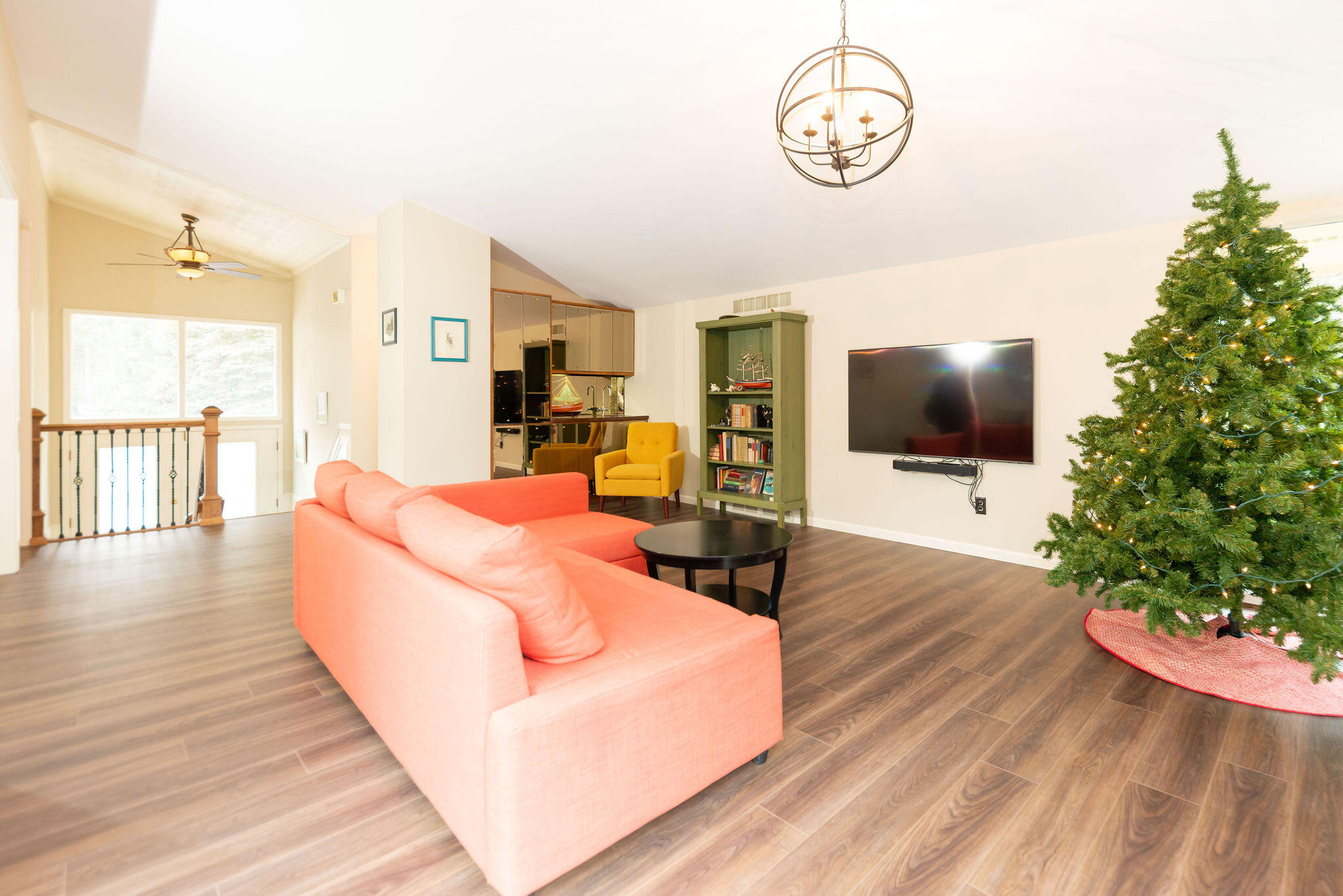 N11W31386 Fairfield Way Delafield, WI 53018 - Photo 5 of 71 CathyN11W31386FairfieldWay-44