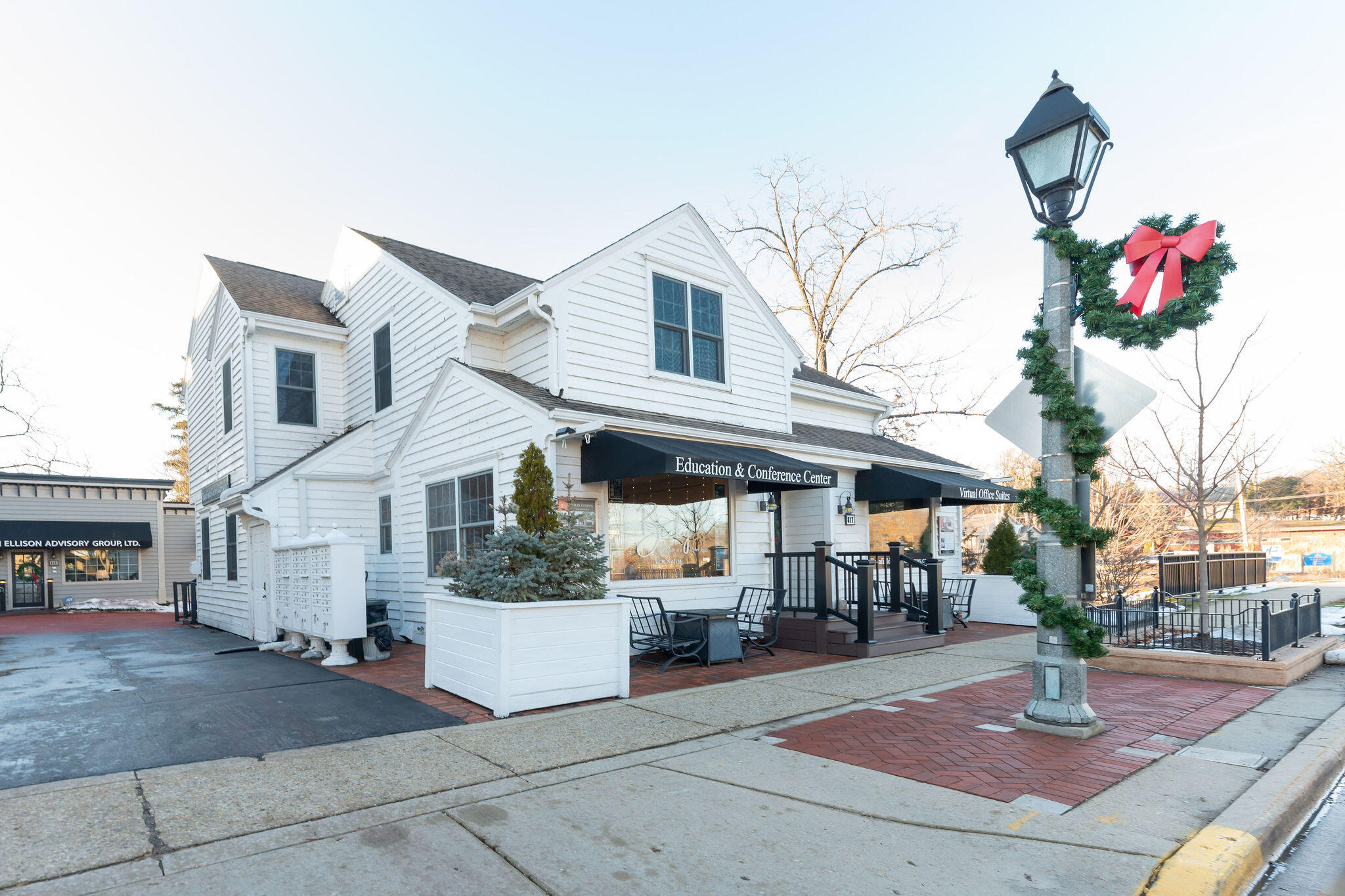 N11W31386 Fairfield Way Delafield, WI 53018 - Photo 67 of 71 Chain stores are in your "back yard" so to speak but you can also enjoy the quaint area of Downtown Delafield