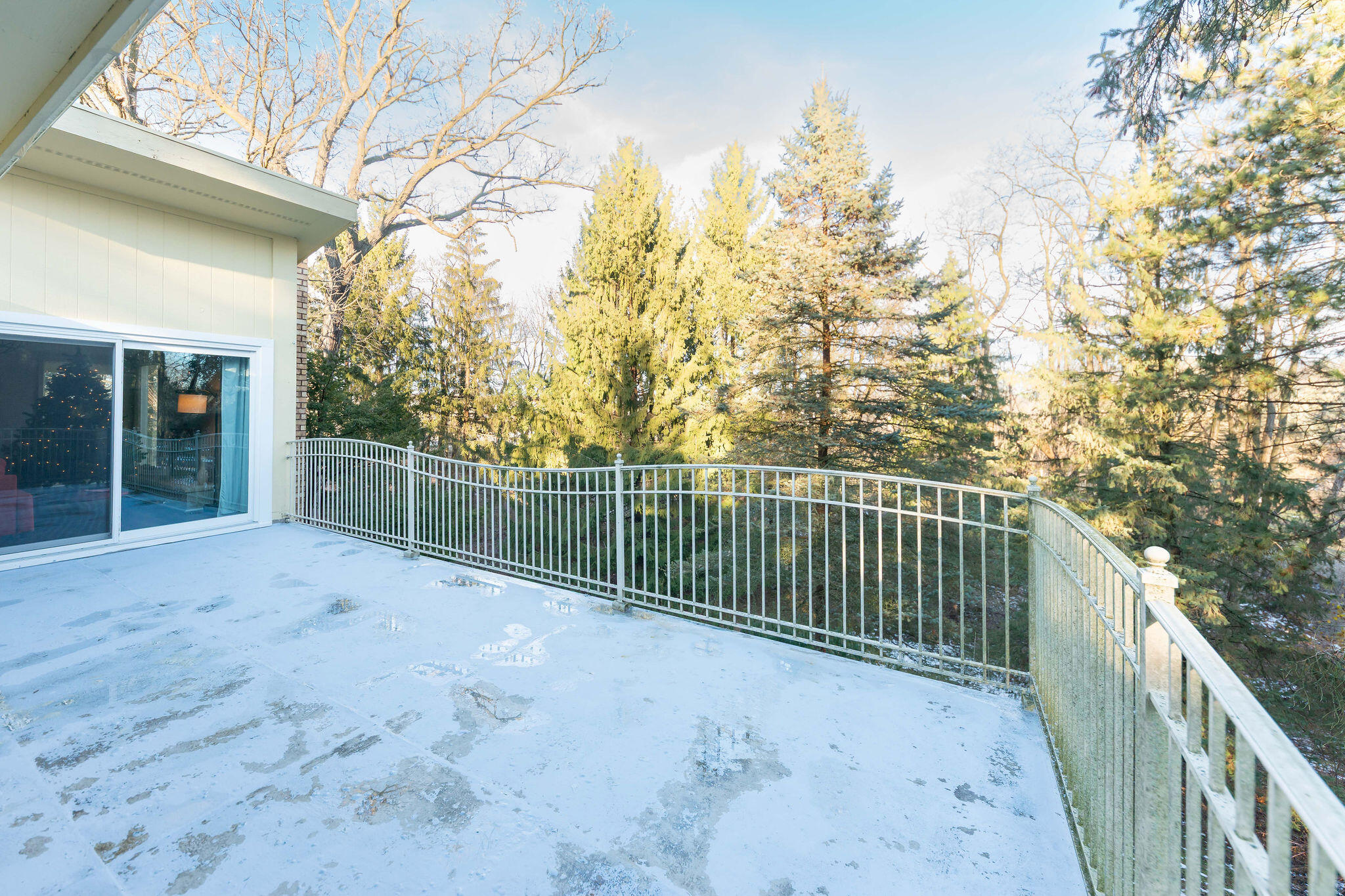 N11W31386 Fairfield Way Delafield, WI 53018 - Photo 10 of 71 CathyN11W31386FairfieldWay-10