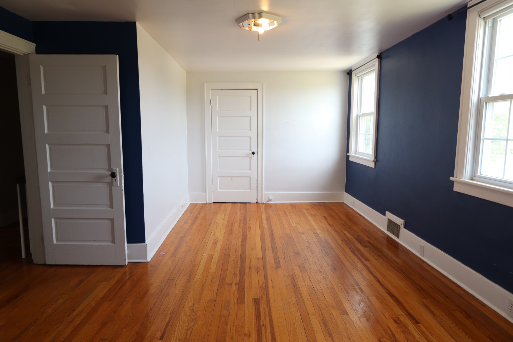 1030 Rossview Road Clarksville, TN 37043 - Photo 33 of 43 Gallery Image 33