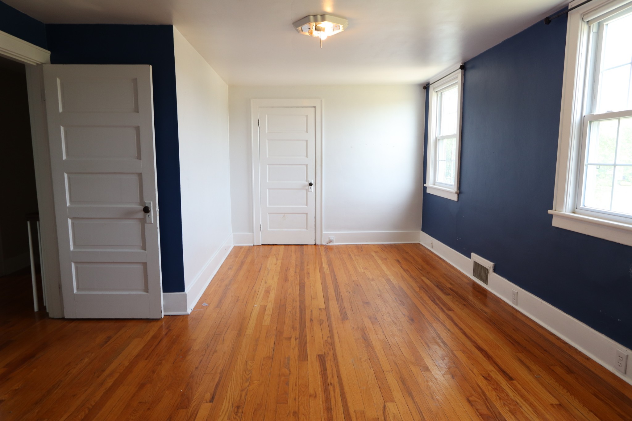 1030 Rossview Road Clarksville, TN 37043 - Photo 34 of 43 Gallery Image 34