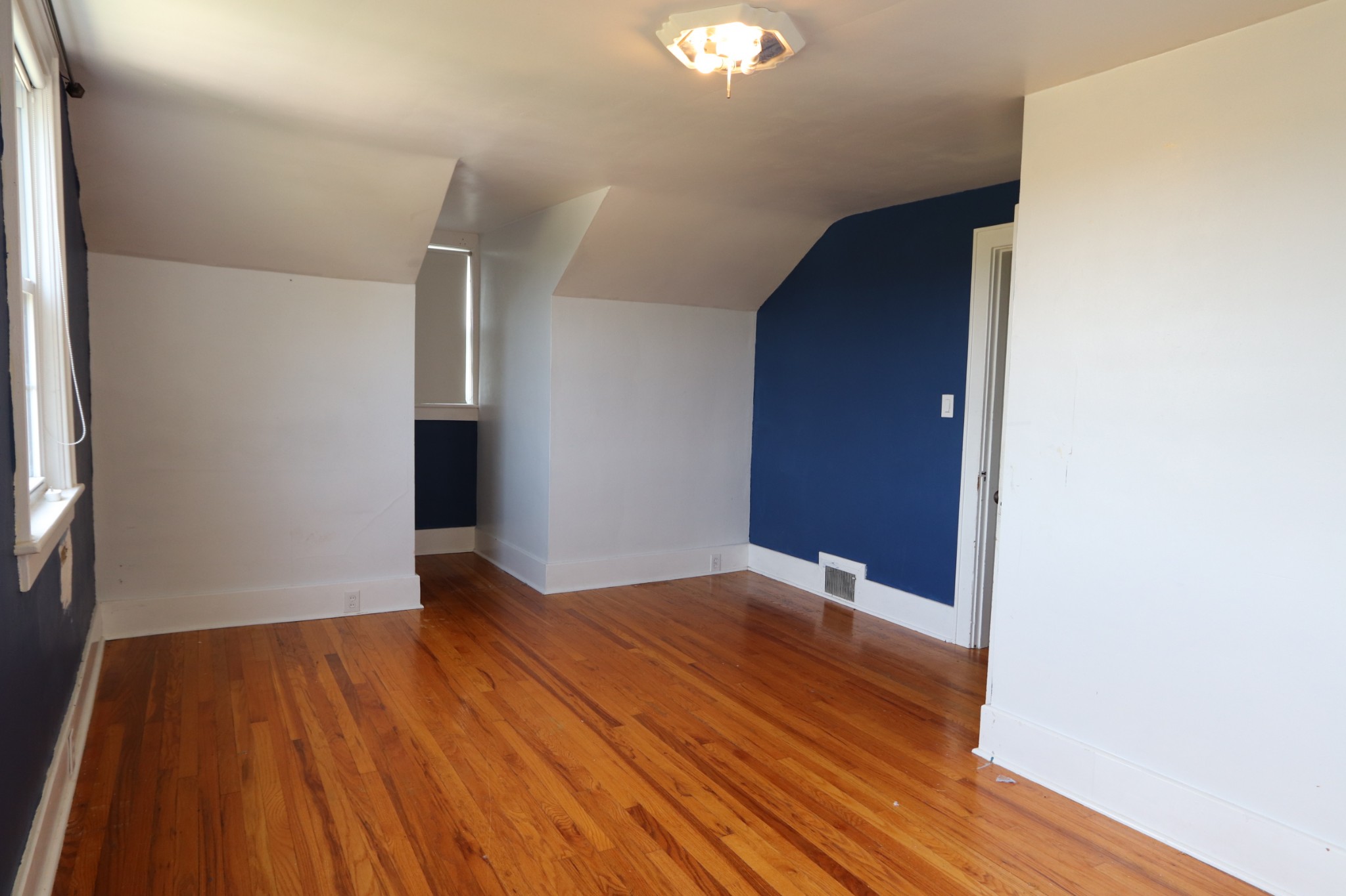 1030 Rossview Road Clarksville, TN 37043 - Photo 35 of 43 Gallery Image 35