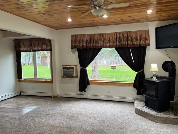 $249,900 | 410 North Franklin Street, Waupaca, WI 54981