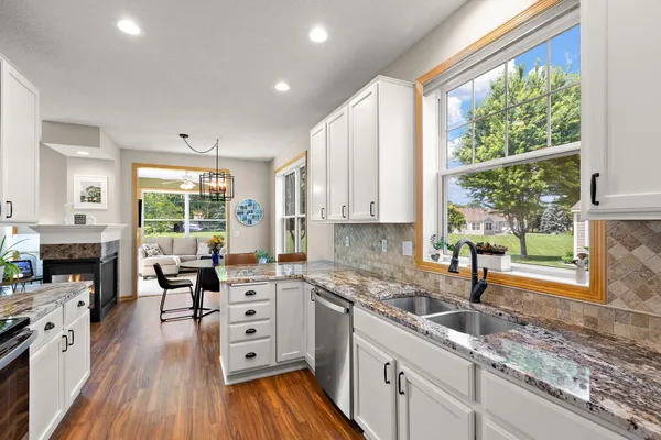 $449,900 | 8370 Crabapple Court, Victoria, MN 55386