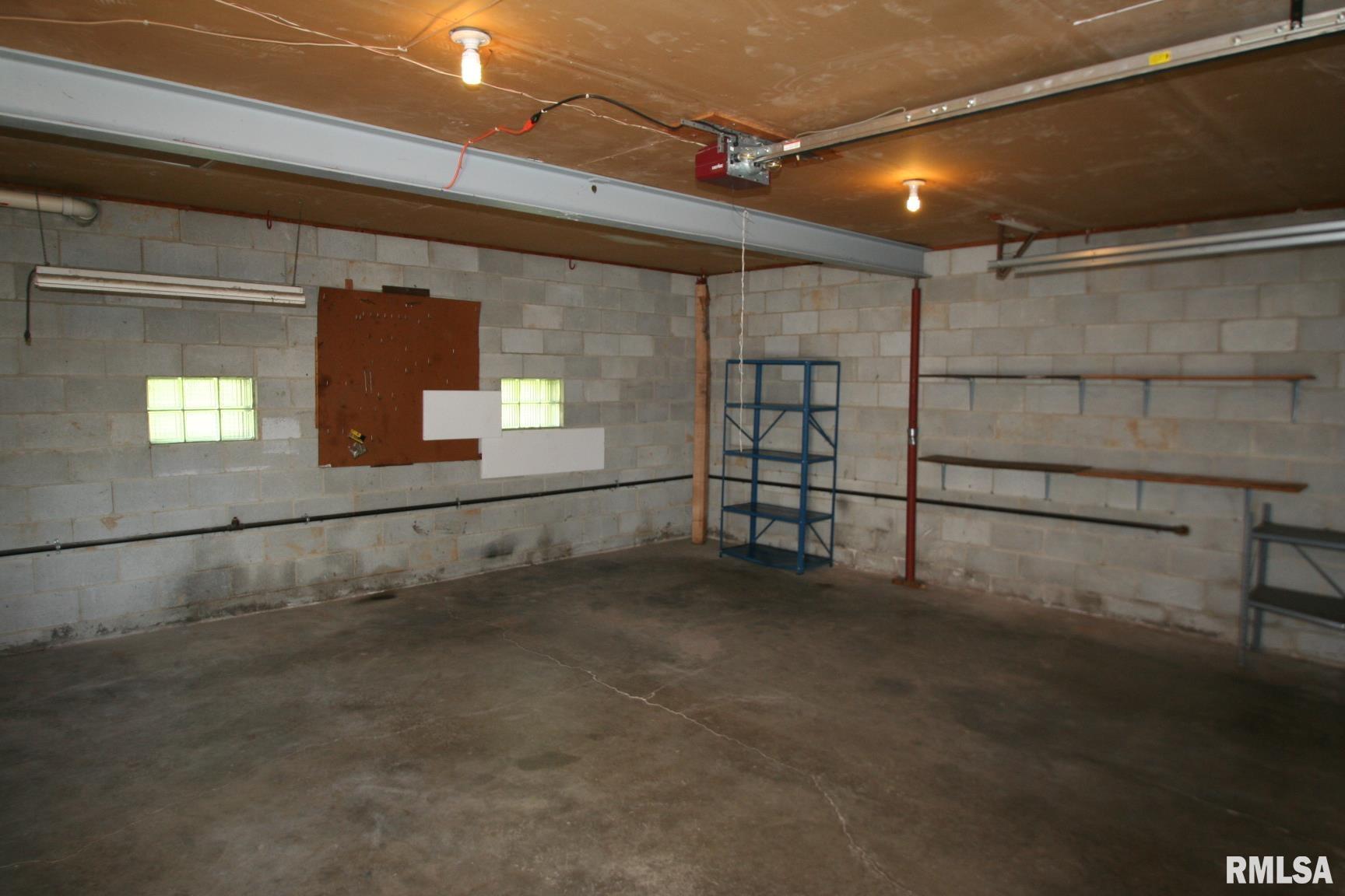 32 Roxbury Road Mackinaw, IL 61755 - Photo 29 of 30