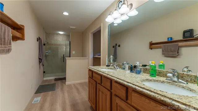 $499,999 | 602 Weiskopf Way, Camdenton, MO 65020